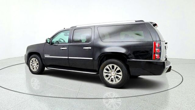 2014 GMC Yukon XL AWD 4dr Denali w/ Sunroof, Nav & Rear DVD Entertainment - 23087149 - 6