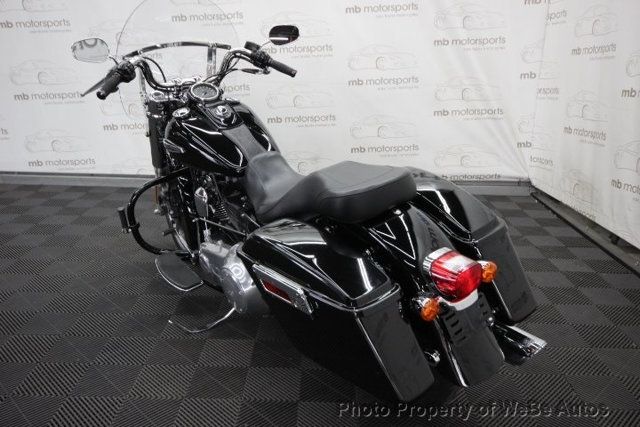 2014 Harley-Davidson FLD FLD103 - 22566453 - 1