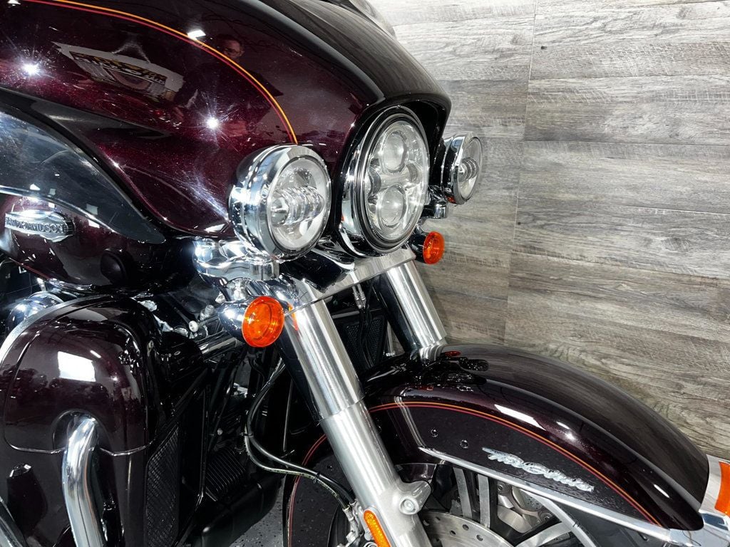 2014 Harley-Davidson FLHTCUTG Triglide Ultra Classic LOW MILES! - 22668435 - 3