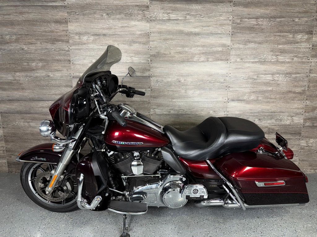 2014 Harley-Davidson FLHTK Electra Glide Ultra Limited LOW MILES! - 22929582 - 10
