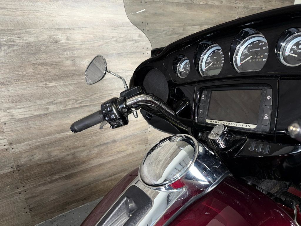 2014 Harley-Davidson FLHTK Electra Glide Ultra Limited LOW MILES! - 22929582 - 8