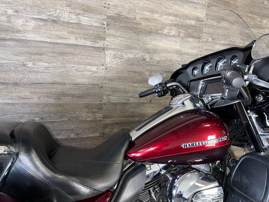 2014 Harley-Davidson FLHTK Electra Glide Ultra Limited SUPER CLEAN! - 23052346 - 6