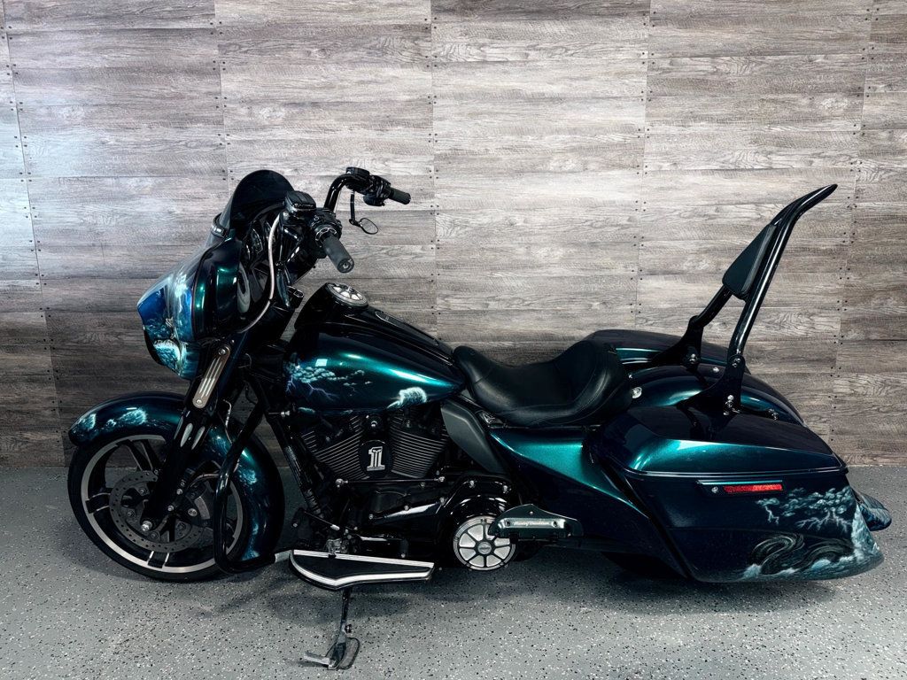 2014 Harley-Davidson FLHXS Street Glide Special Custom! - 22878680 - 11