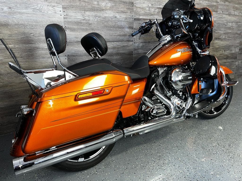 2014 Harley-Davidson FLHXS Street Glide Special One Owner! - 22775767 - 2