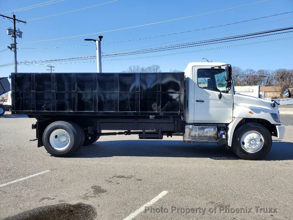 2014 Hino Conventional Type Truck photo 4