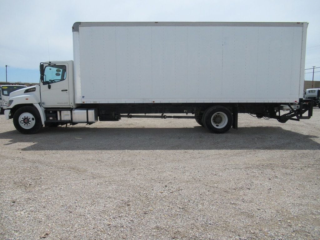 2014 HINO 268A (26ft Box with Gate and Pull Out Ramp) - 22381189 - 3
