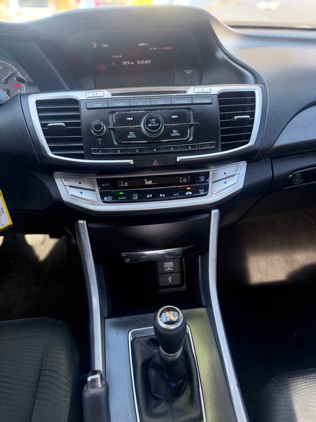 2014 Honda Accord Coupe 2dr I4 Manual LX-S - 22946464 - 10