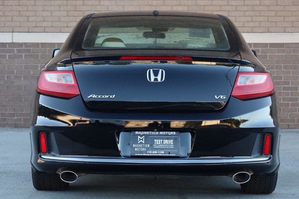 Honda Accord photo 10