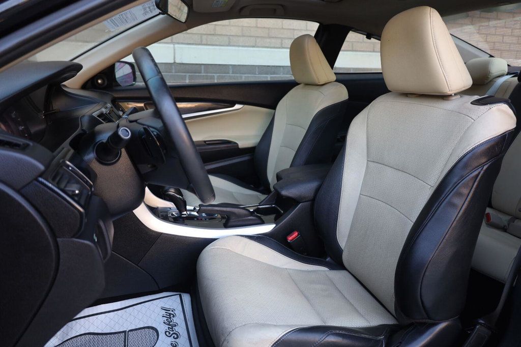 Honda Accord photo 16