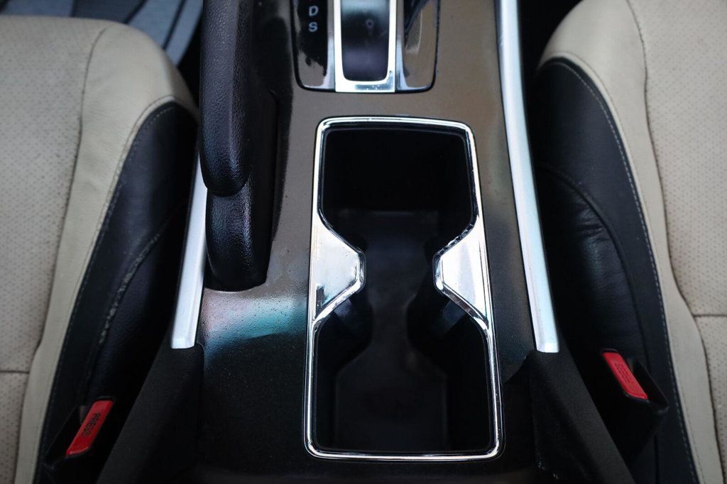 Honda Accord photo 36