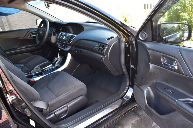 2014 Honda Accord Hybrid 4dr Sedan - 23081662 - 14