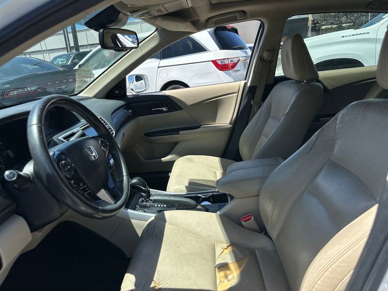 2014 Honda Accord Hybrid 4dr Sedan EX-L - 23004348 - 11