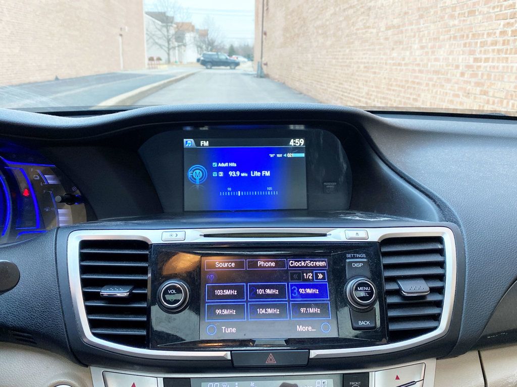 2014 Honda Accord Hybrid 4dr Sedan EX-L - 22990873 - 10