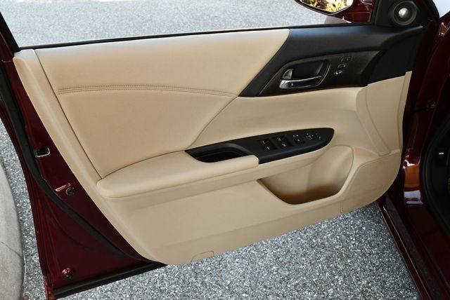 2014 Honda Accord Sedan 4 Door I4 CVT EX-L W/Sunroof - 22982742 - 32