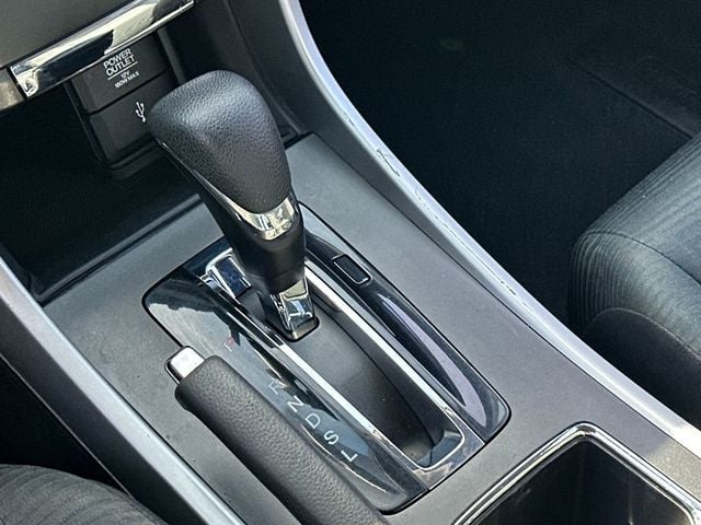 2014 Honda Accord Sedan 4dr I4 CVT LX - 22963850 - 17