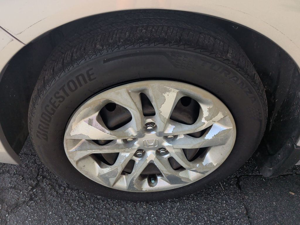 Honda Civic Coupe 2dr CVT LX photo 10