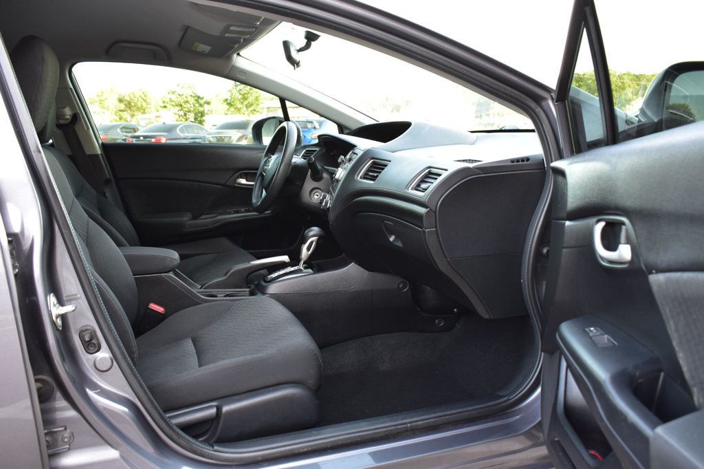 2014 Honda Civic Sedan 4dr CVT LX - 23040882 - 18