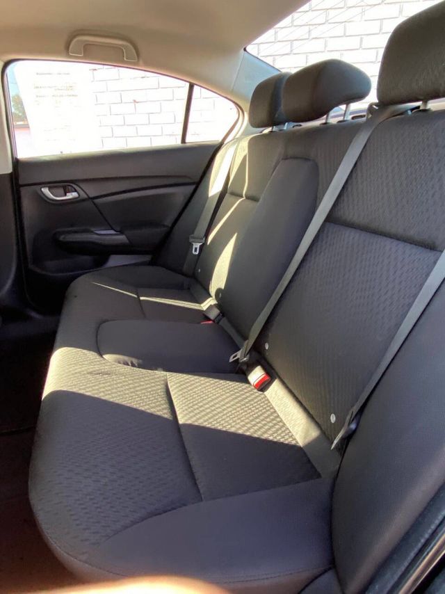 2014 Honda Civic Sedan 4dr CVT LX - 22948516 - 6