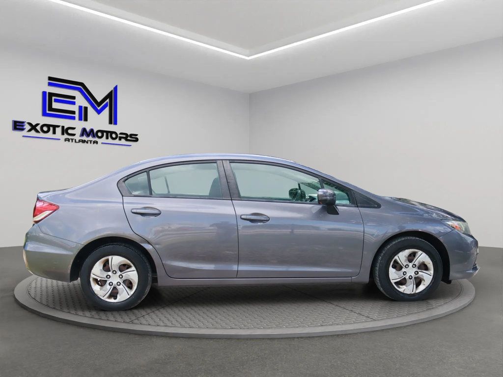 2014 Honda Civic Sedan 4dr CVT LX - 23036809 - 5