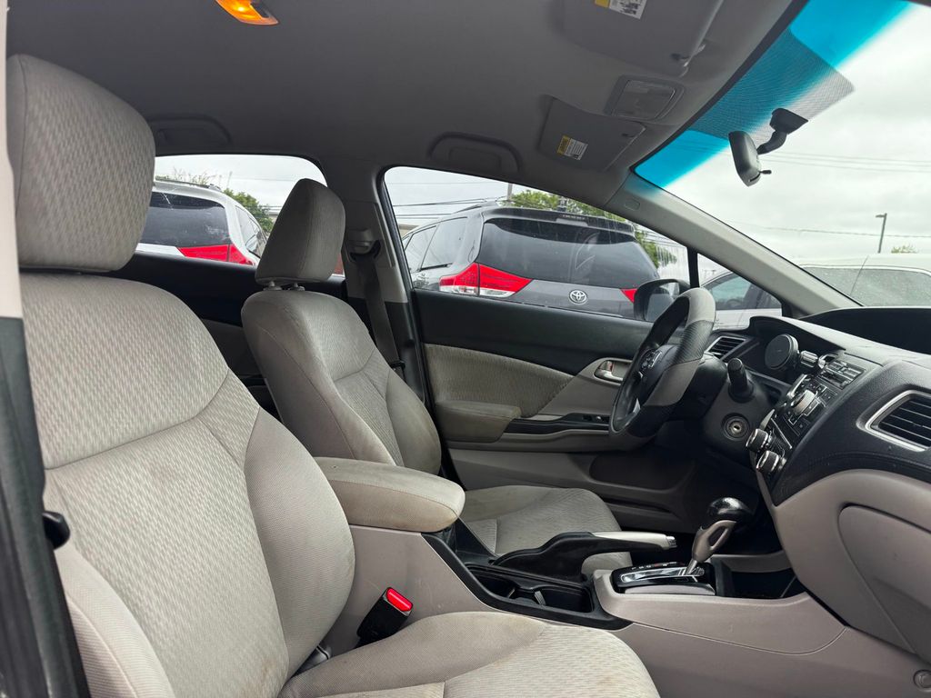 2014 Honda Civic Sedan 4dr CVT LX - 23019441 - 15