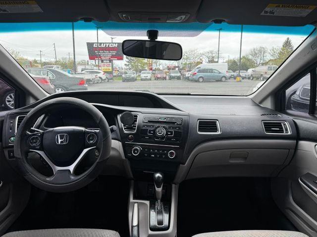 2014 Honda Civic Sedan 4dr CVT LX - 23019441 - 17