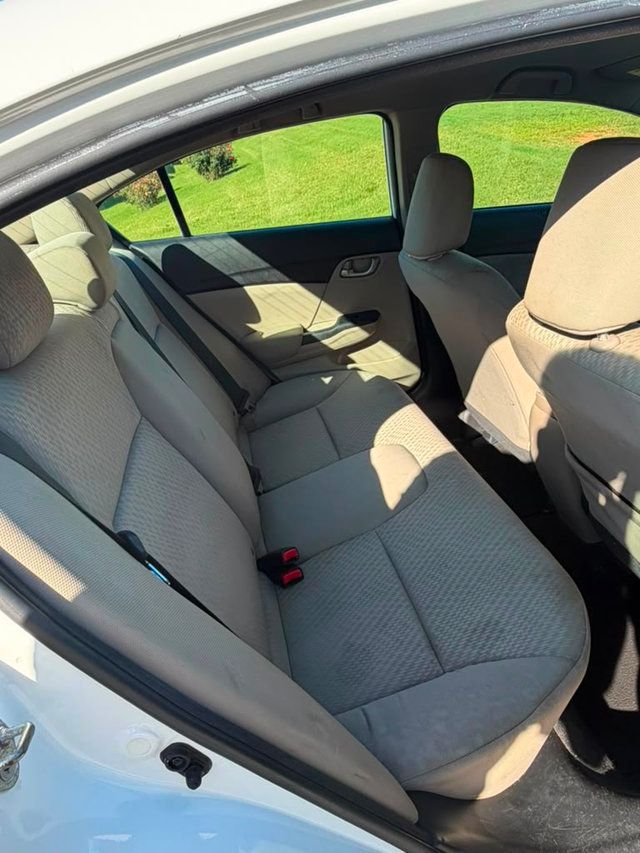 2014 Honda Civic Sedan 4dr CVT LX - 23041119 - 9