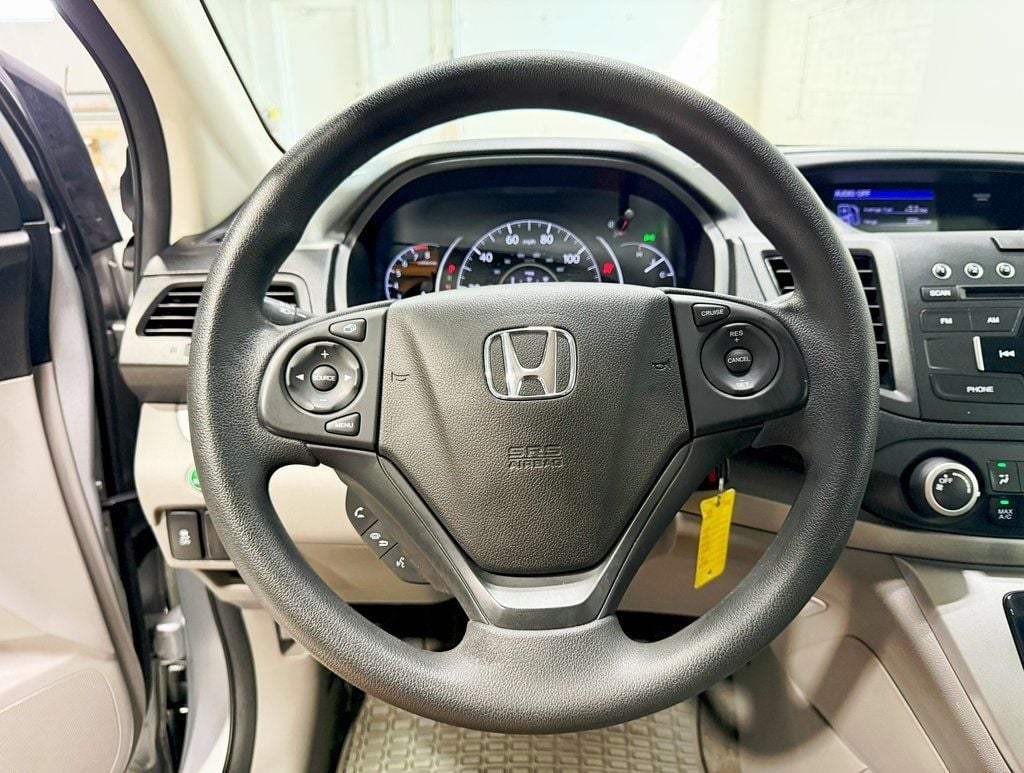2014 Honda CR-V LX photo 10