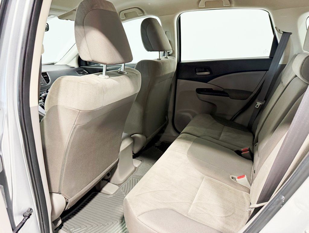 2014 Honda CR-V LX photo 26