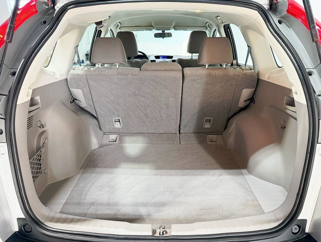 2014 Honda CR-V LX photo 27