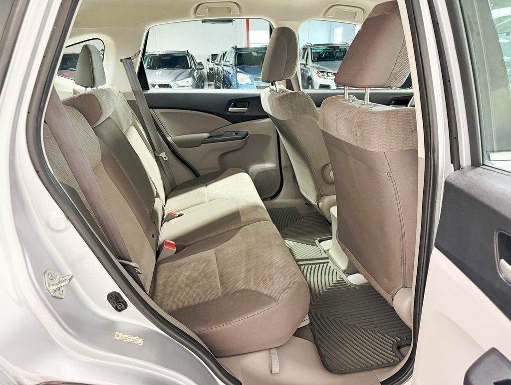 2014 Honda CR-V LX photo 28