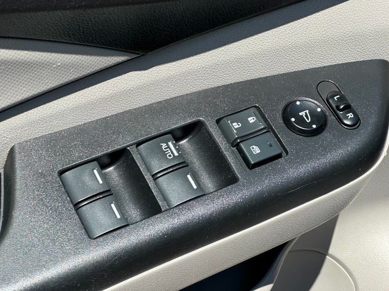 2014 Honda CR-V AWD 5dr LX - 22880316 - 11