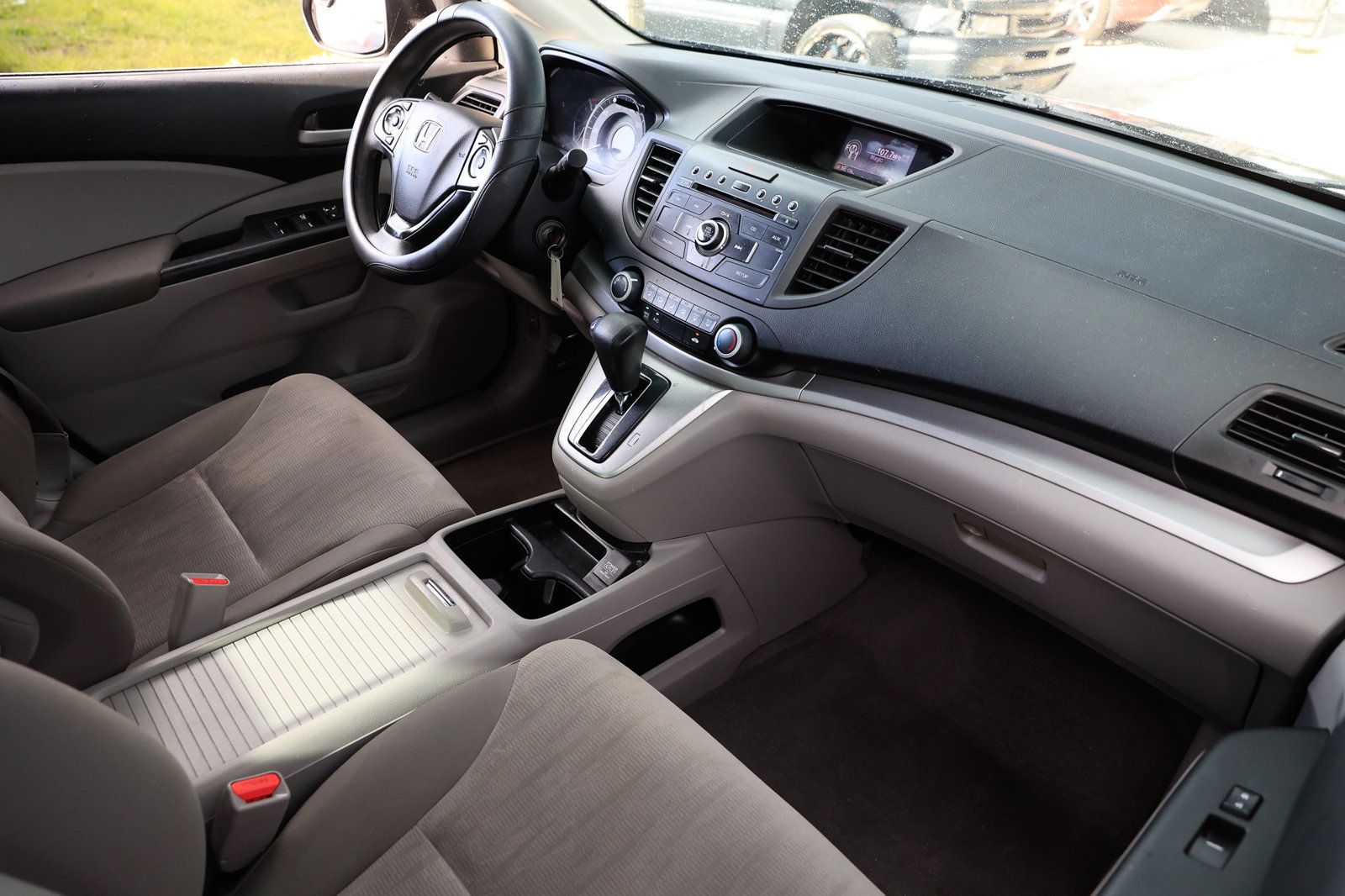 2014 Honda CR-V LX photo 17