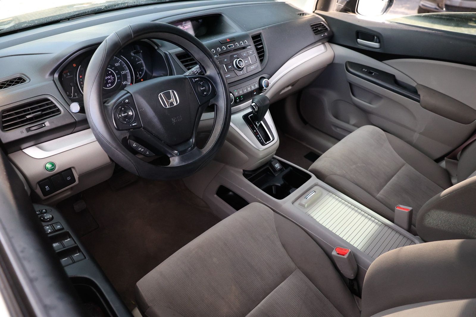 2014 Honda CR-V LX photo 4