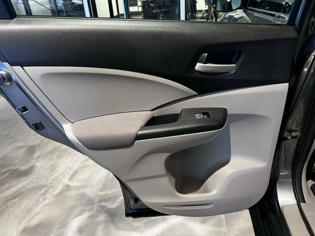 2014 Honda CR-V LocalTrade/AWD/BackUpCamera/FrontBucketSeats/Bluetooth - 23072458 - 13