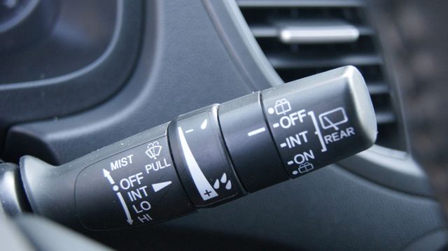 2014 Honda CR-V WEEKEND SPECIAL 10-03-2026 - 23074433 - 22