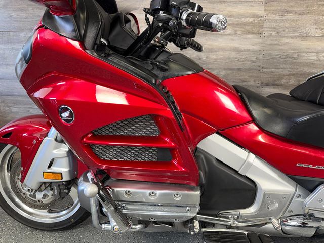 2014 Honda GL1800 Goldwing One Owner! - 22991973 - 12