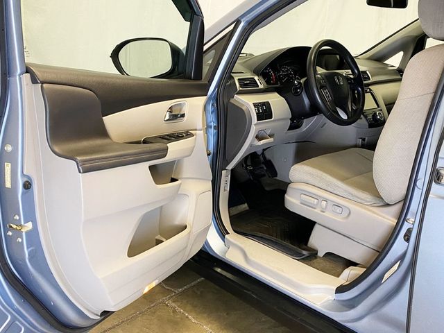 2014 Honda Odyssey 5dr EX - 22942346 - 14
