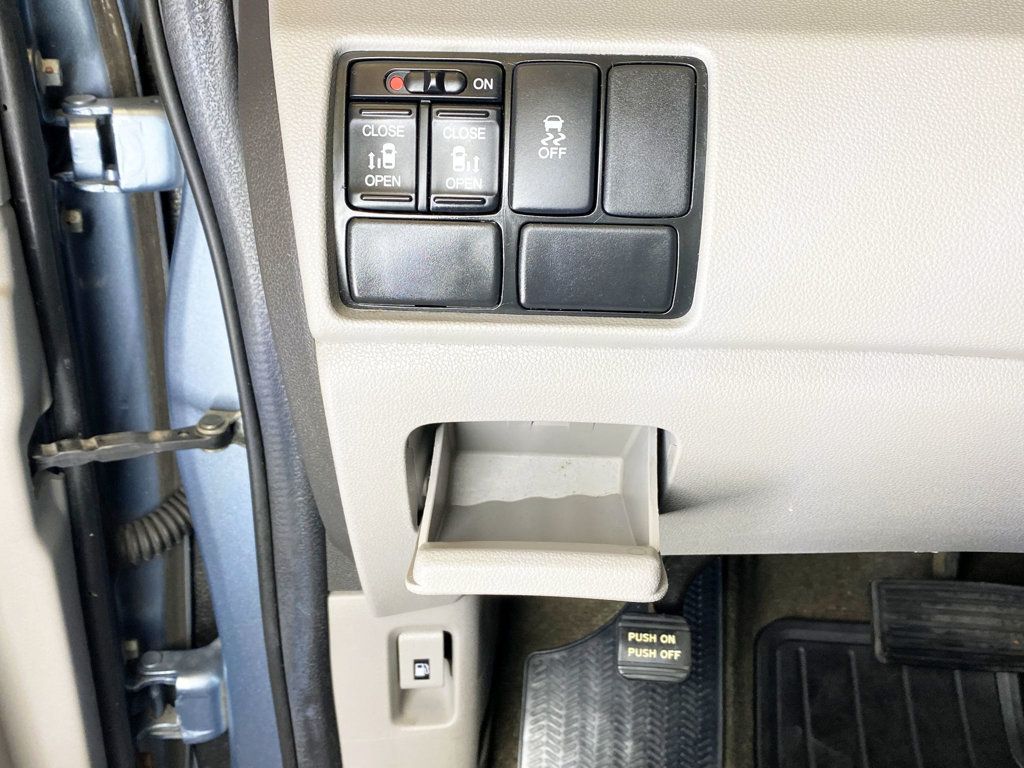 2014 Honda Odyssey 5dr EX - 22942346 - 20