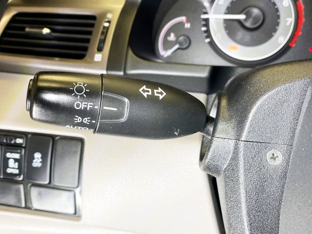 2014 Honda Odyssey 5dr EX - 22942346 - 24