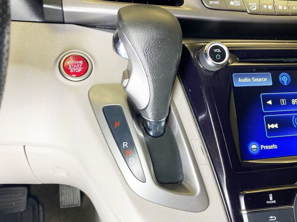 2014 Honda Odyssey 5dr EX - 22942346 - 31