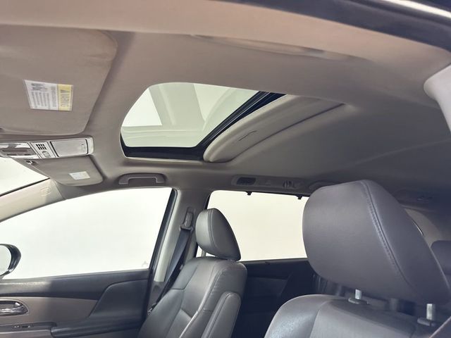2014 Honda Odyssey 5dr EX-L - 23031653 - 27