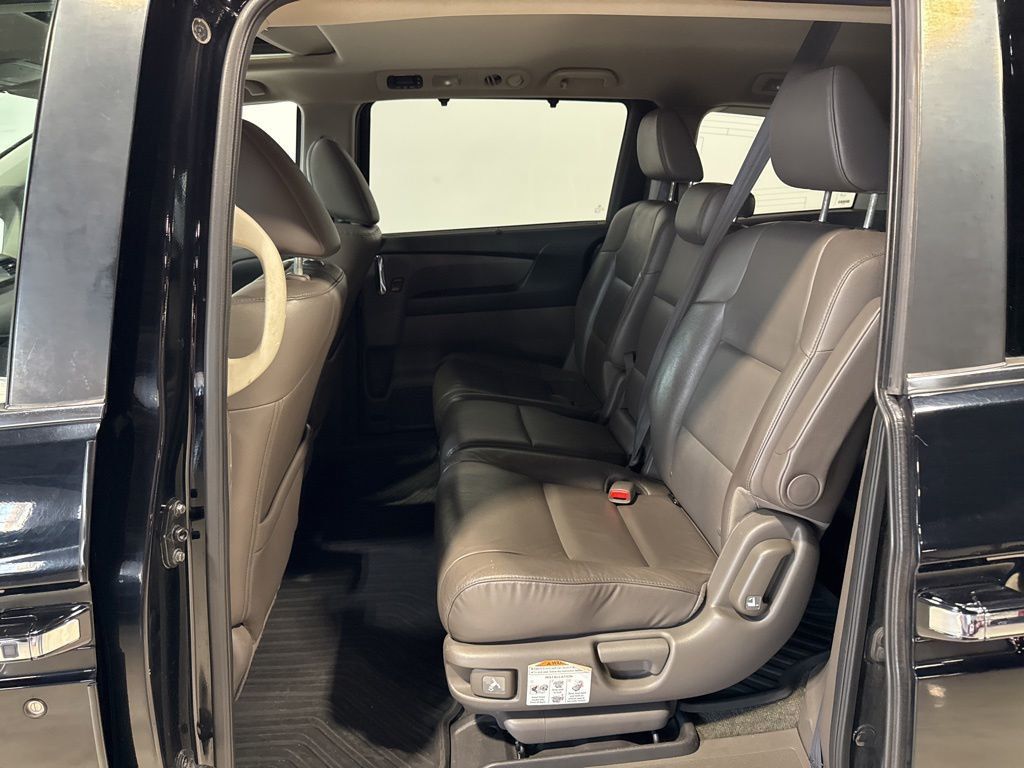 2014 Honda Odyssey 5dr EX-L - 23031653 - 30
