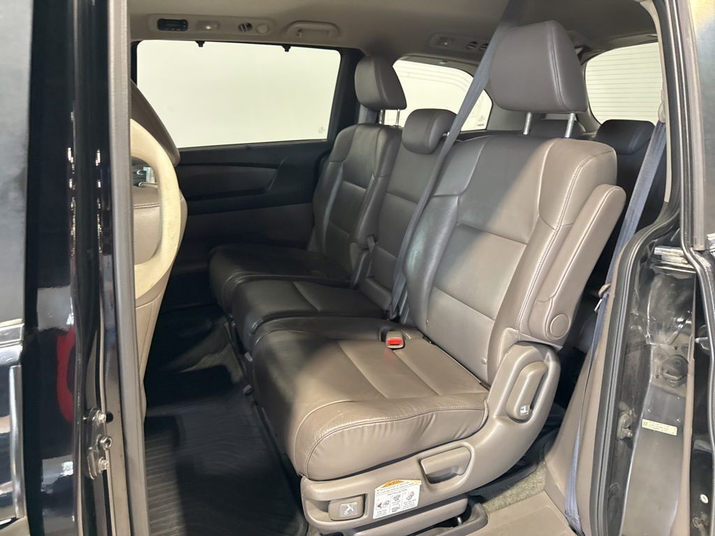 2014 Honda Odyssey 5dr EX-L - 23031653 - 31