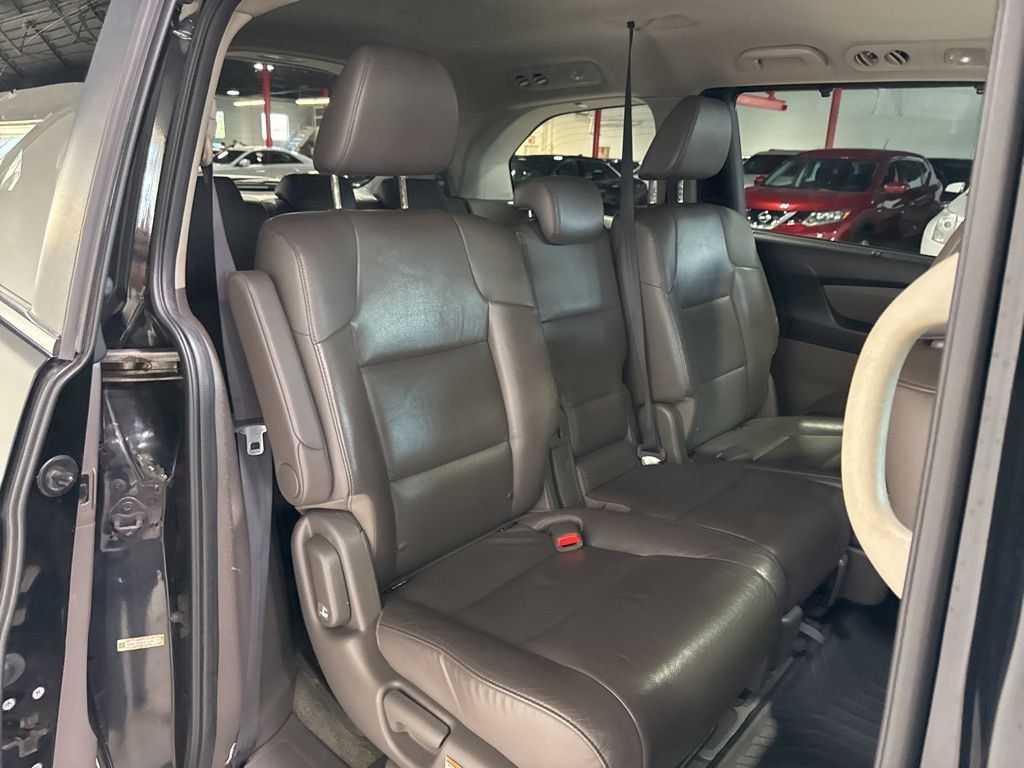 2014 Honda Odyssey 5dr EX-L - 23031653 - 39