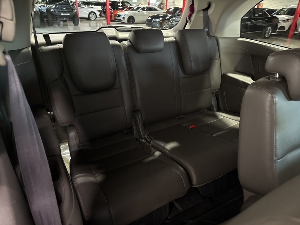 2014 Honda Odyssey 5dr EX-L - 23031653 - 40