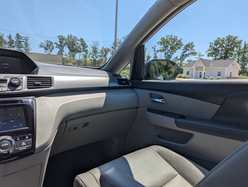 2014 Honda Odyssey EX-L photo 20