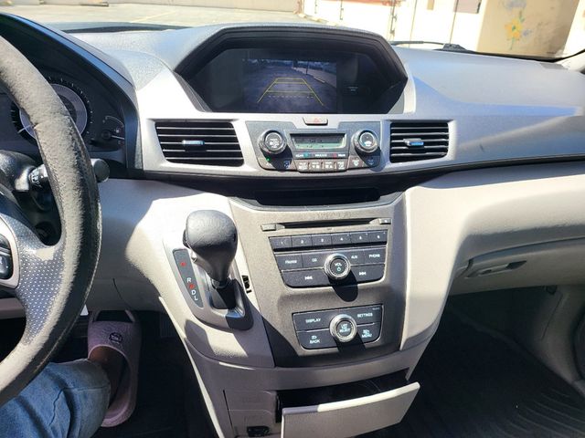2014 Honda Odyssey 5dr LX - 22921912 - 11