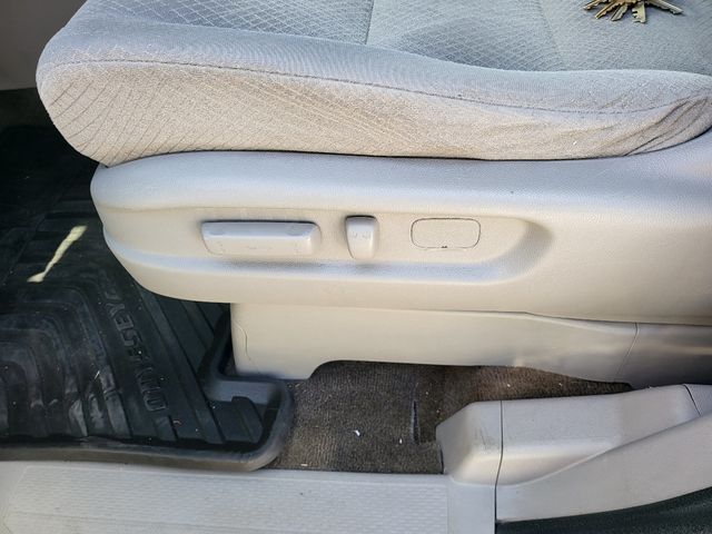 2014 Honda Odyssey 5dr LX - 22921912 - 14