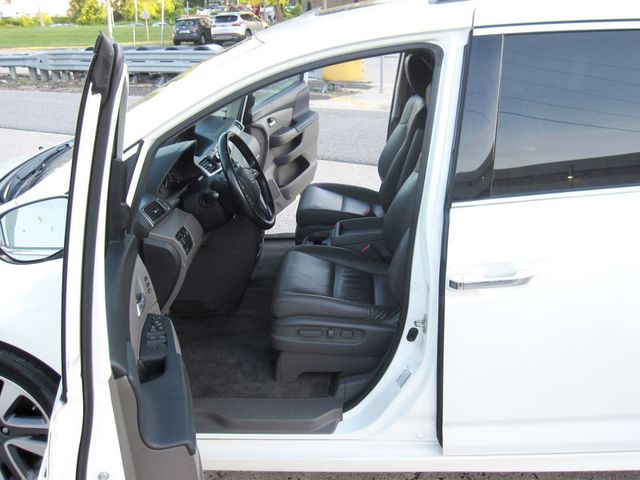 2014 Honda Odyssey 5dr Touring Elite - 23042799 - 16