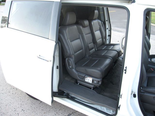 2014 Honda Odyssey 5dr Touring Elite - 23042799 - 26